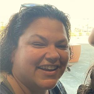 Meet your Posher, Teri